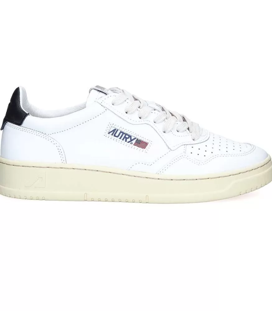 Homme Autry Baskets Homme Medalist Low Leather White/Black