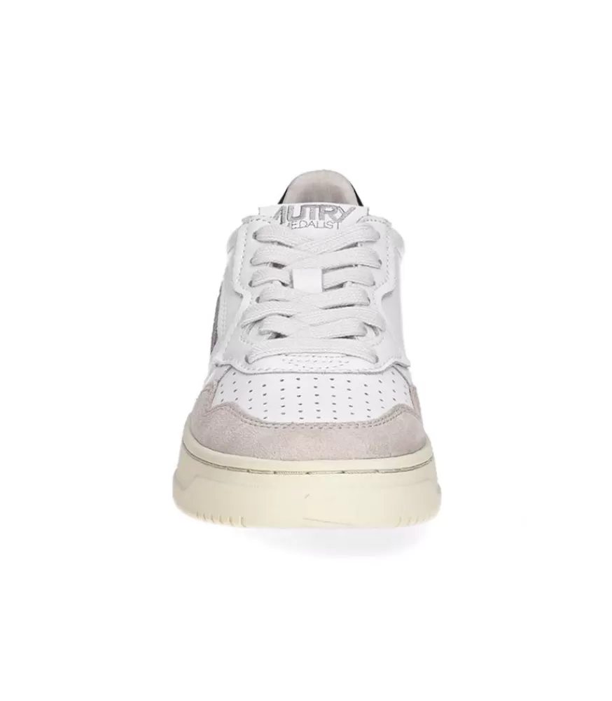 Femme Autry Baskets Medalist Low Daim Et Cuir White/Black