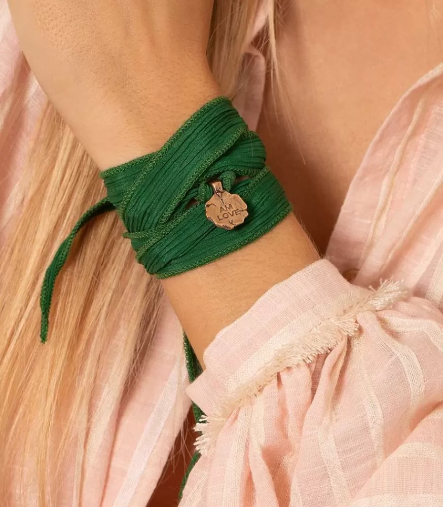 Femme Catherine Michiels Bracelet En Soie A Nouer Et Charm I Am Love En Bronze