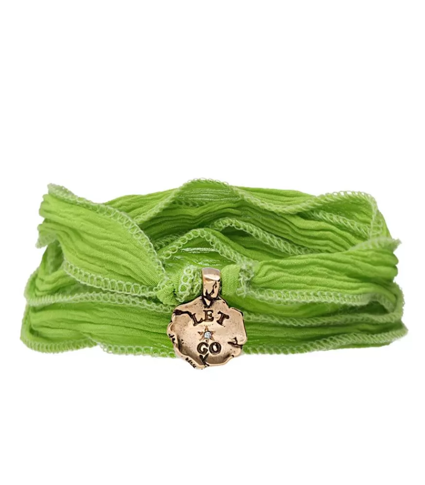 Femme Catherine Michiels Bracelet En Soie A Nouer Et Charm Let Go En Bronze Et Diamant