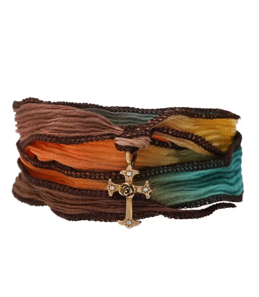 Femme Catherine Michiels Bracelet En Soie A Nouer Et Charm Mariel Cross En Bronze Et Diamant