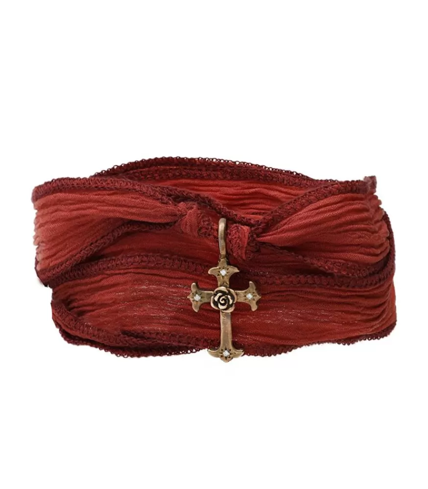 Femme Catherine Michiels Bracelet En Soie A Nouer Et Charm Mariel Cross En Bronze Et Diamant